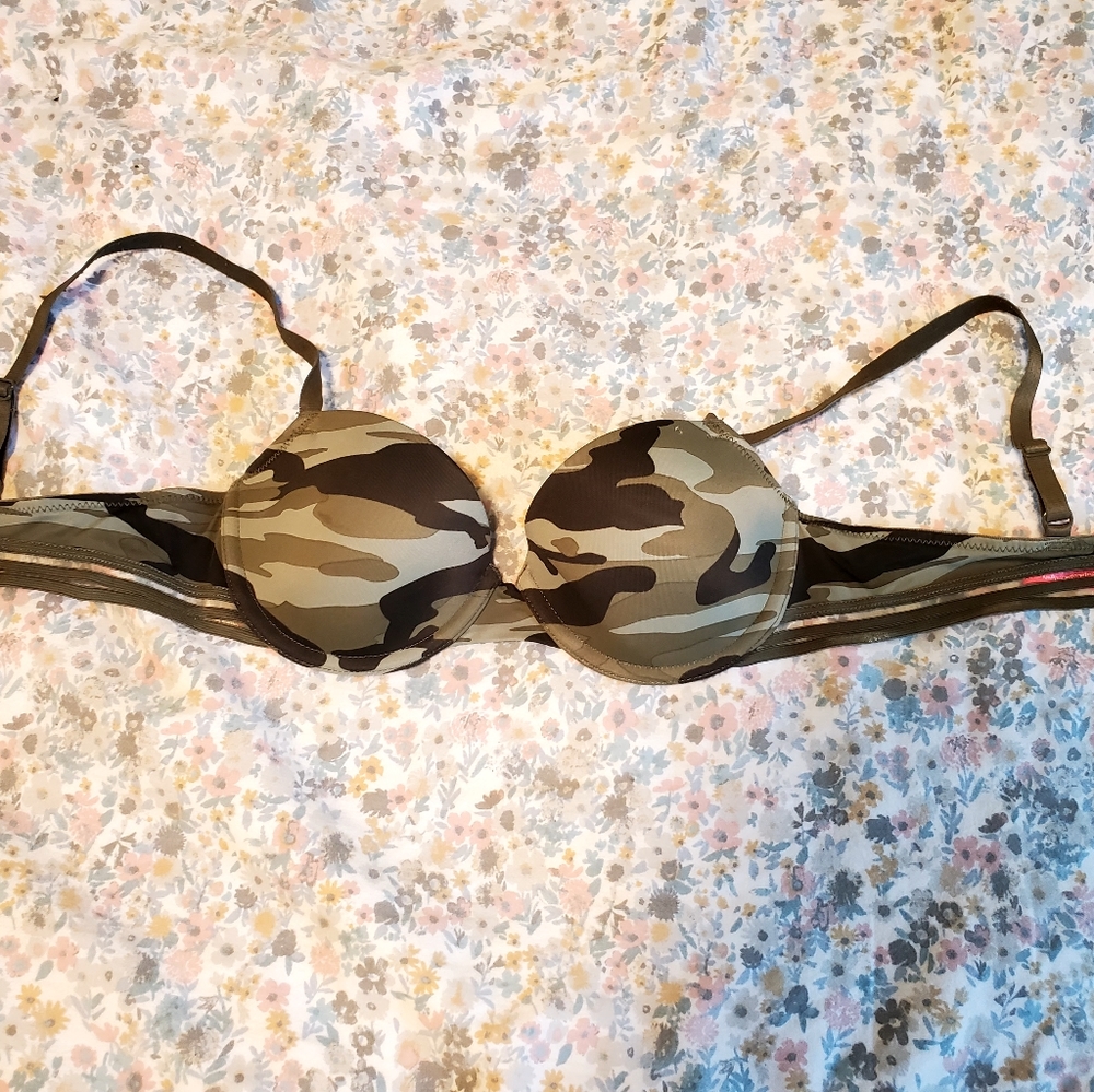 Camo push-up bra